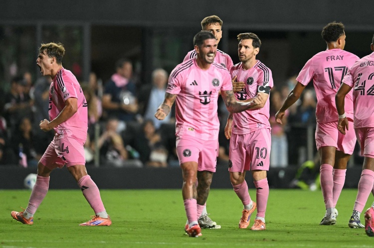 99贵宾会集团-ESPN：梅西和德保罗将在今天对阵夏洛特FC的比赛中轮休