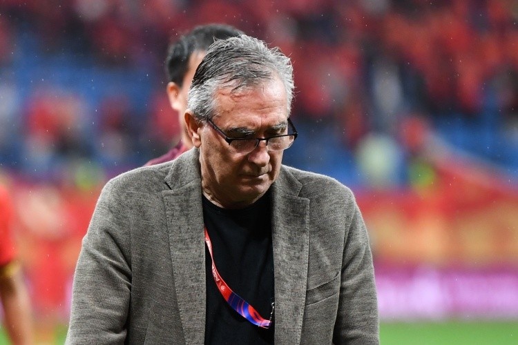 99贵宾会-态度固执且应变迟缓，伊万科维奇请背好你的锅！